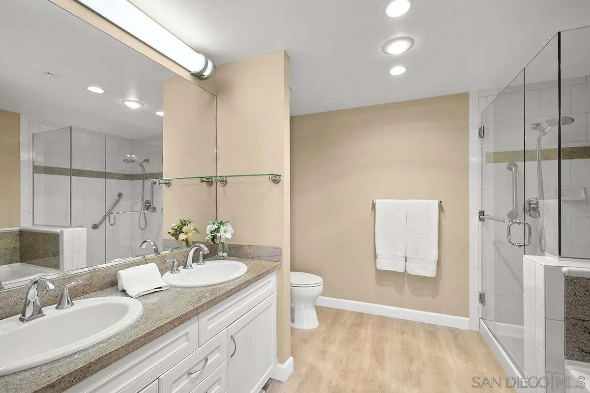 Photo #24: 260018861 Listing: Photo #24