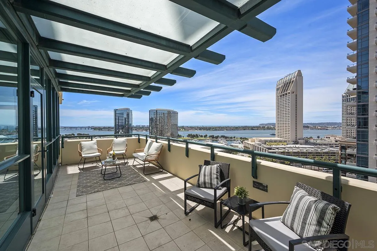 Photo #2: 260018861 Listing: Photo #2