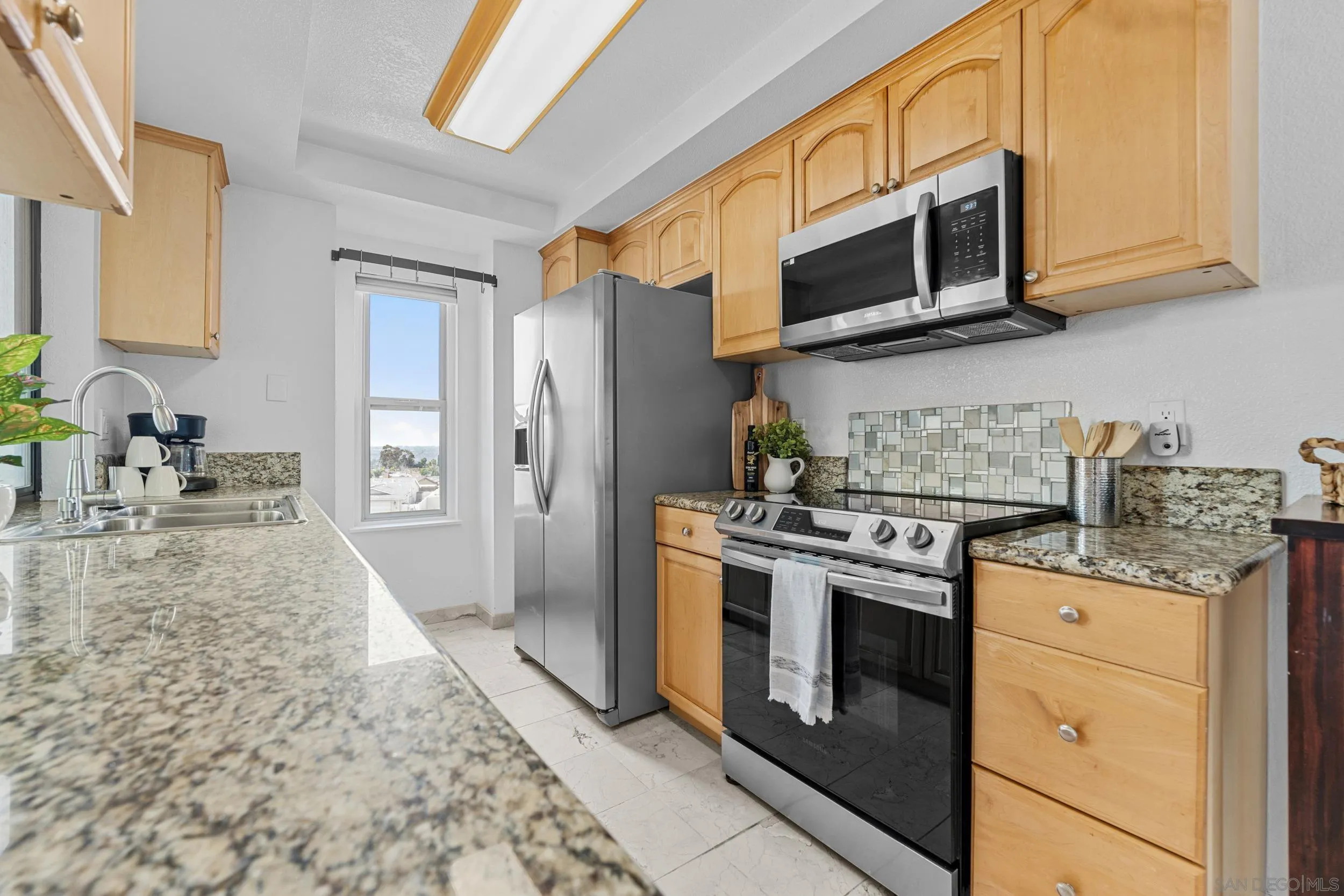 Photo #11: 260018864 Listing: Photo #11