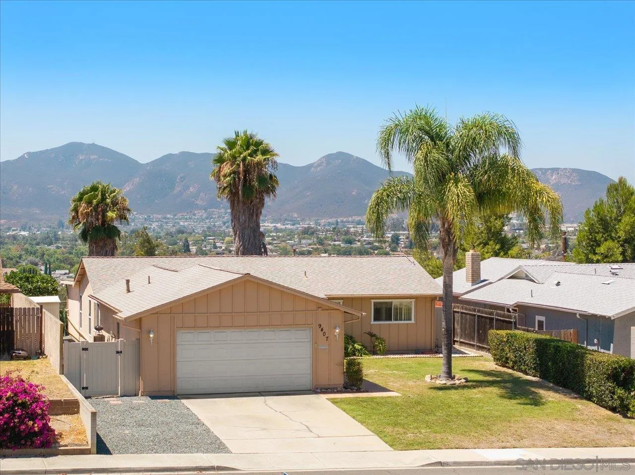 https://cdn.realtyfeed.com/cdn/127/260018865/6df6901a95613bf6856cefb845718bec.webp