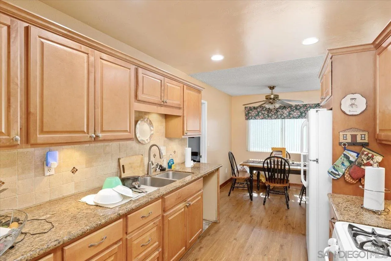 https://cdn.realtyfeed.com/cdn/127/260018865/c151e22420ced95646839549354825a9.webp