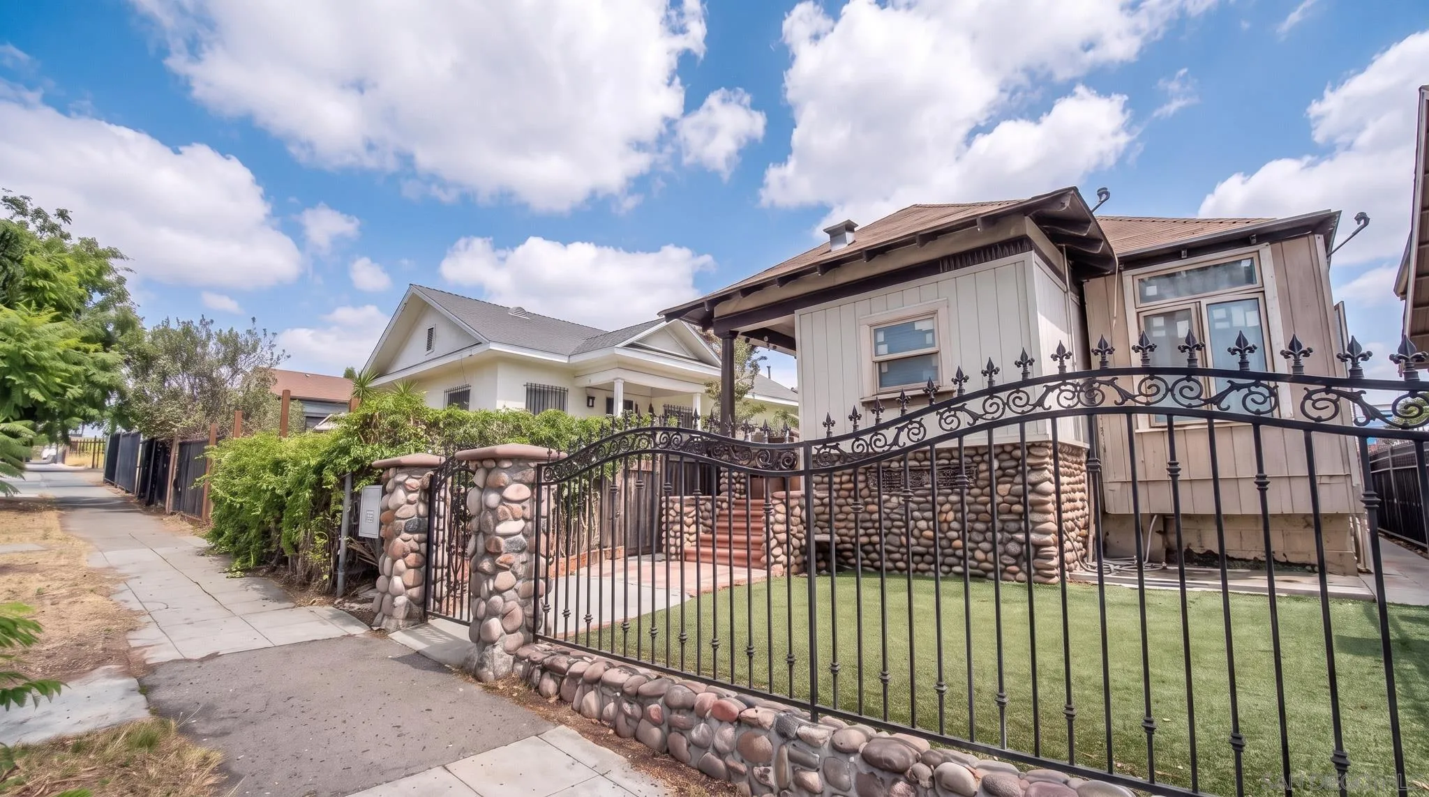525 25th, San Diego, CA 92102 - Photo 3 of 27, San Diego, CA