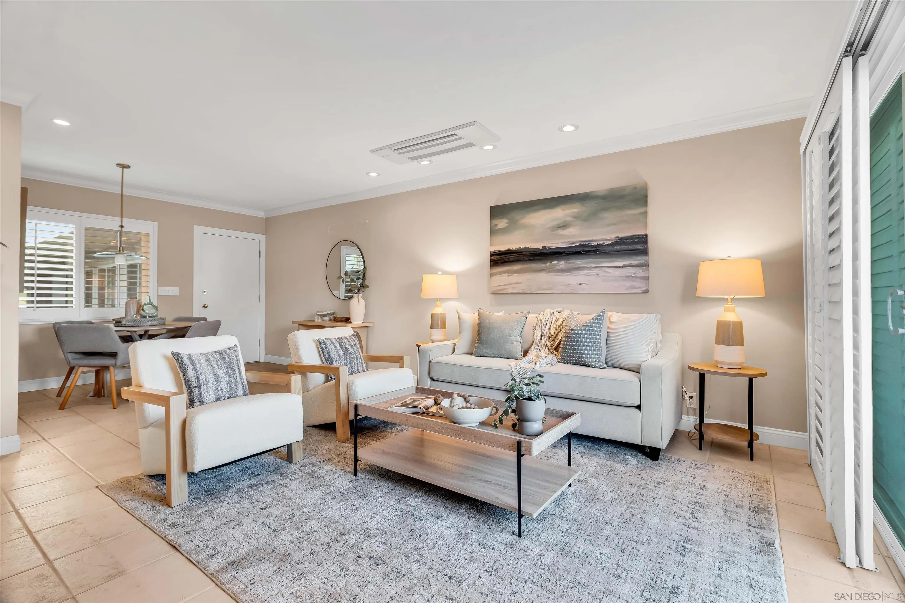 https://cdn.realtyfeed.com/cdn/127/260018872/94a30bb5b2183cea1796d2c702ad8e82.webp