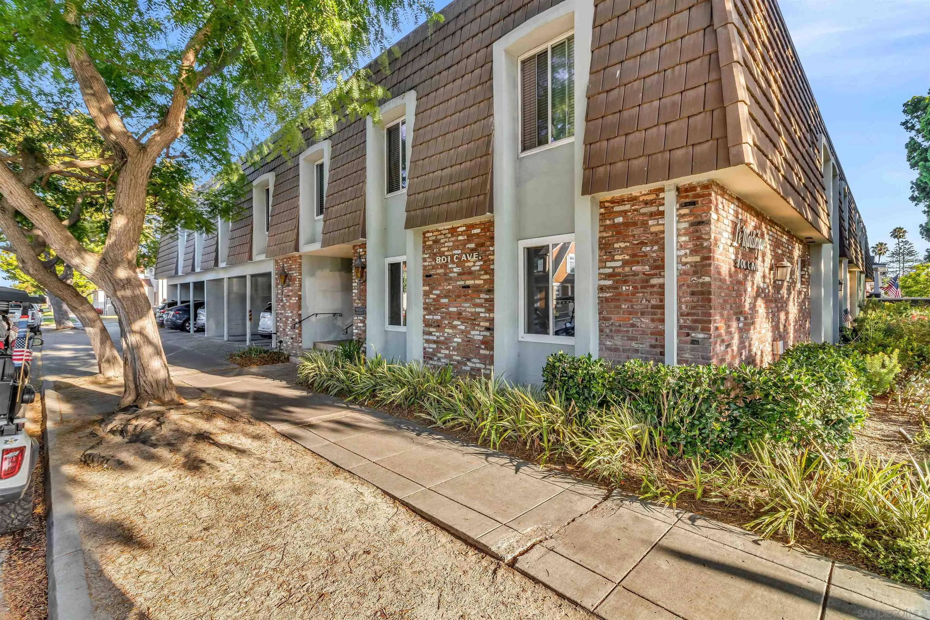 https://cdn.realtyfeed.com/cdn/127/260018872/d00c08c9a79bdeb4241918675202b590.webp