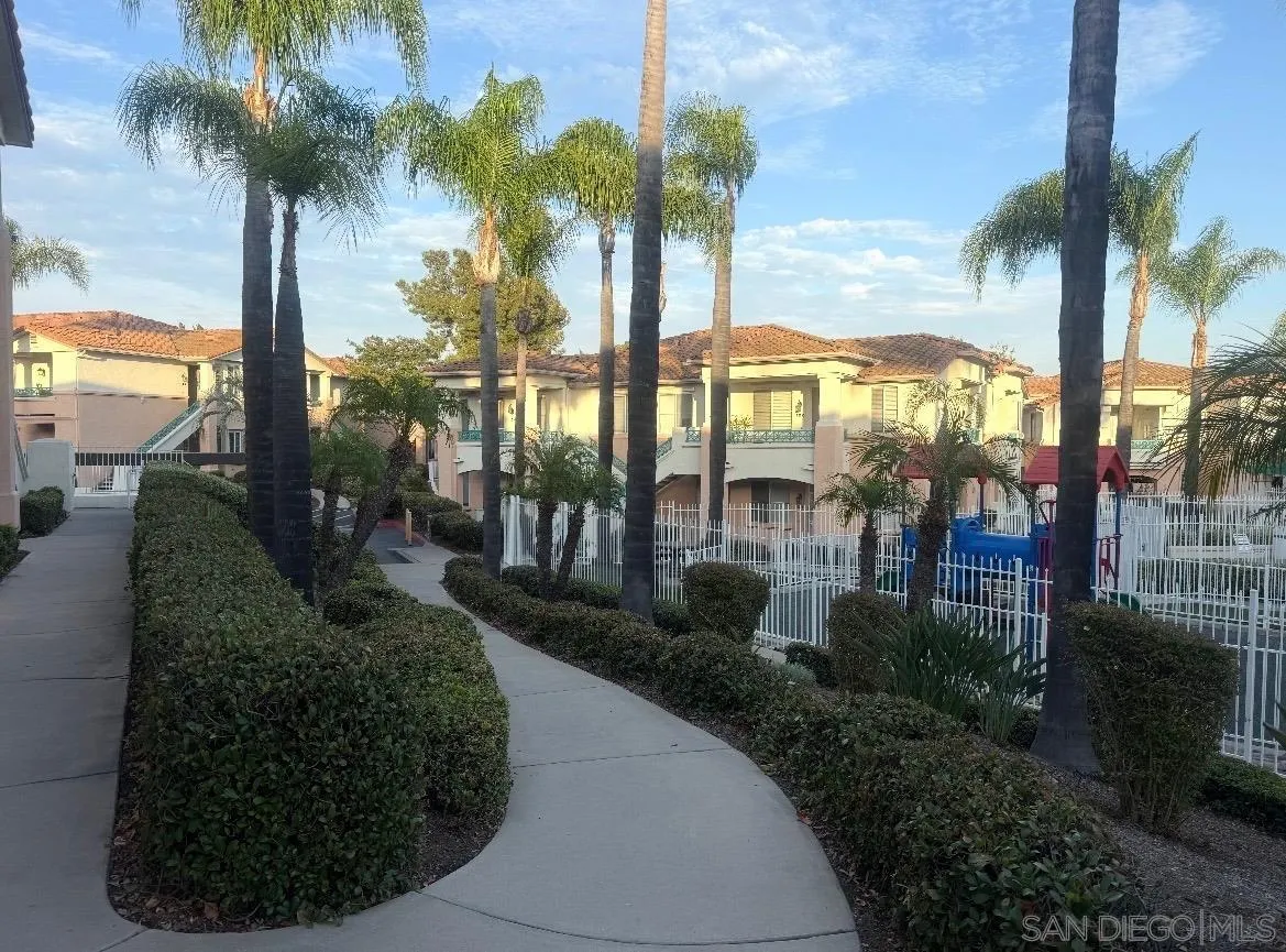 11422 Via Rancho San Diego Unit 86, El Cajon, CA 92019 - Photo 4 of 8, El Cajon, CA
