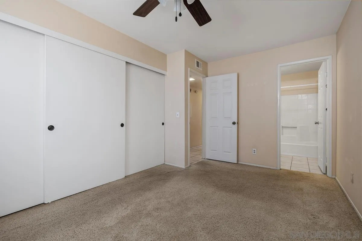 Photo #11: 260018878 Listing: Photo #11