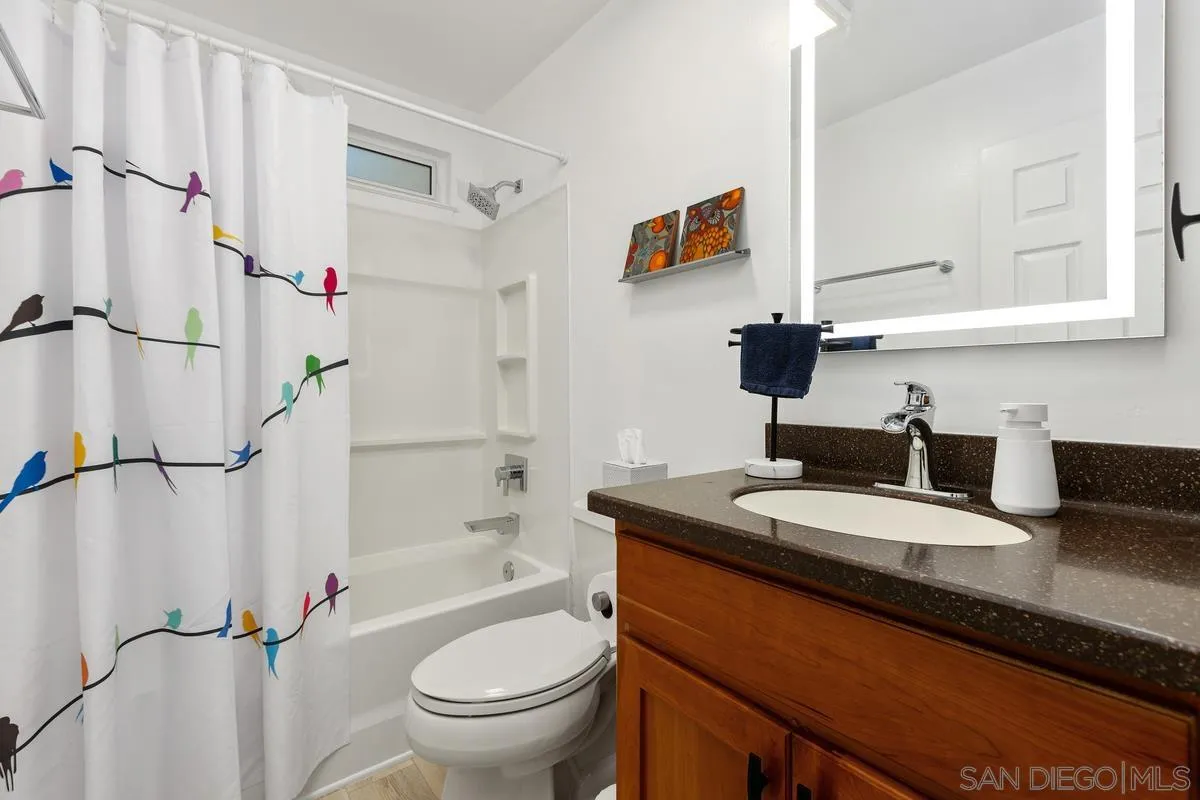 Photo #24: 260018879 Listing: Photo #24