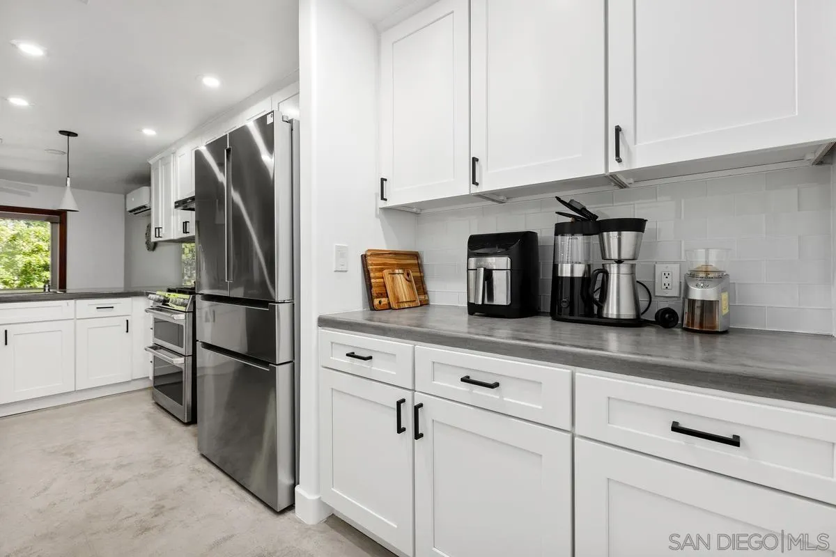 https://cdn.realtyfeed.com/cdn/127/260018879/5c3639d8a2dee38dcbebae7442458ade.webp
