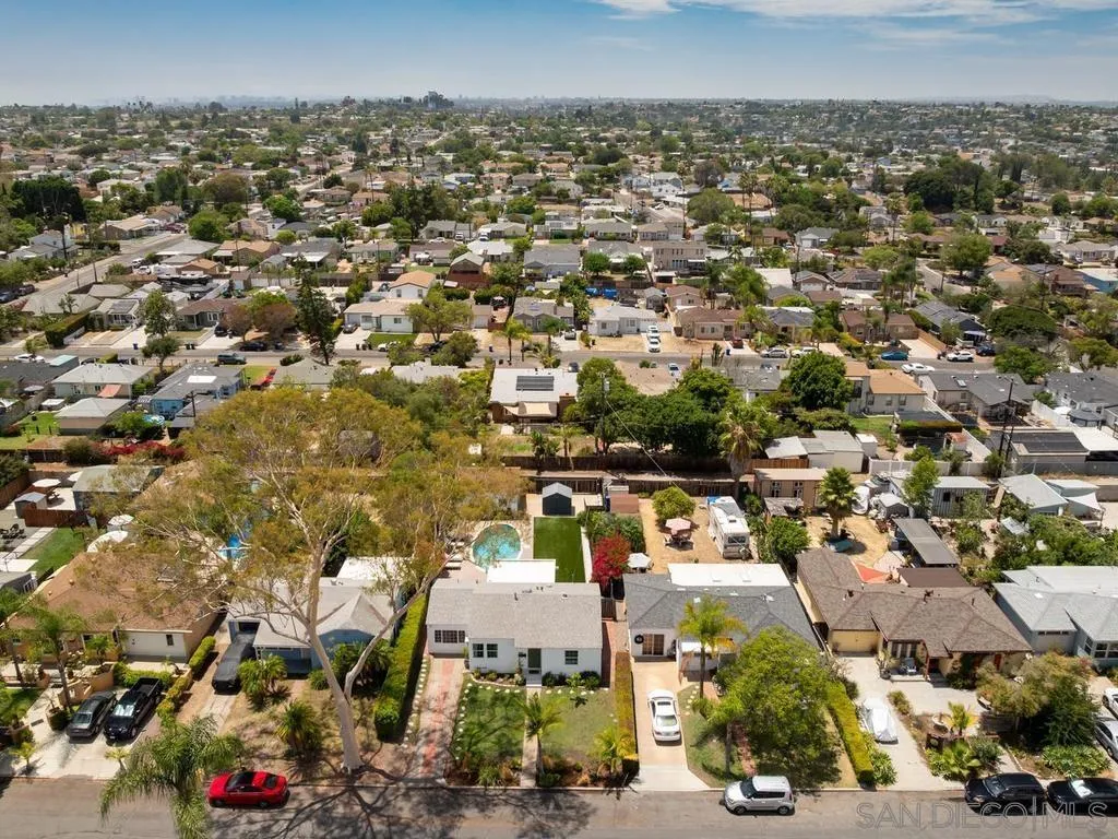 https://cdn.realtyfeed.com/cdn/127/260018889/f000f365b8d2e594b835e9c6b37b4b17.webp