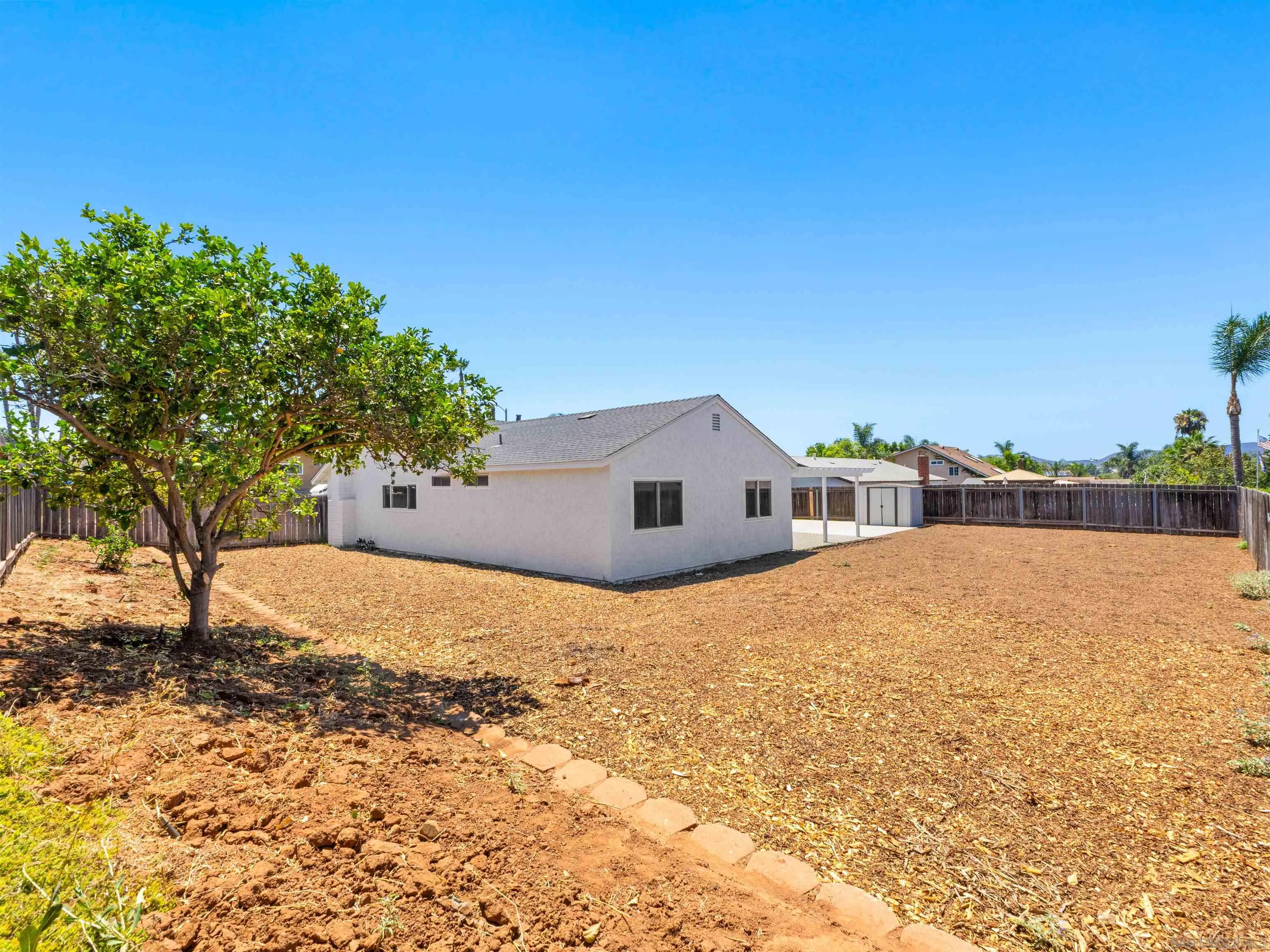 https://cdn.realtyfeed.com/cdn/127/260018895/6764e16566999d74f976db94b0b5521d.webp