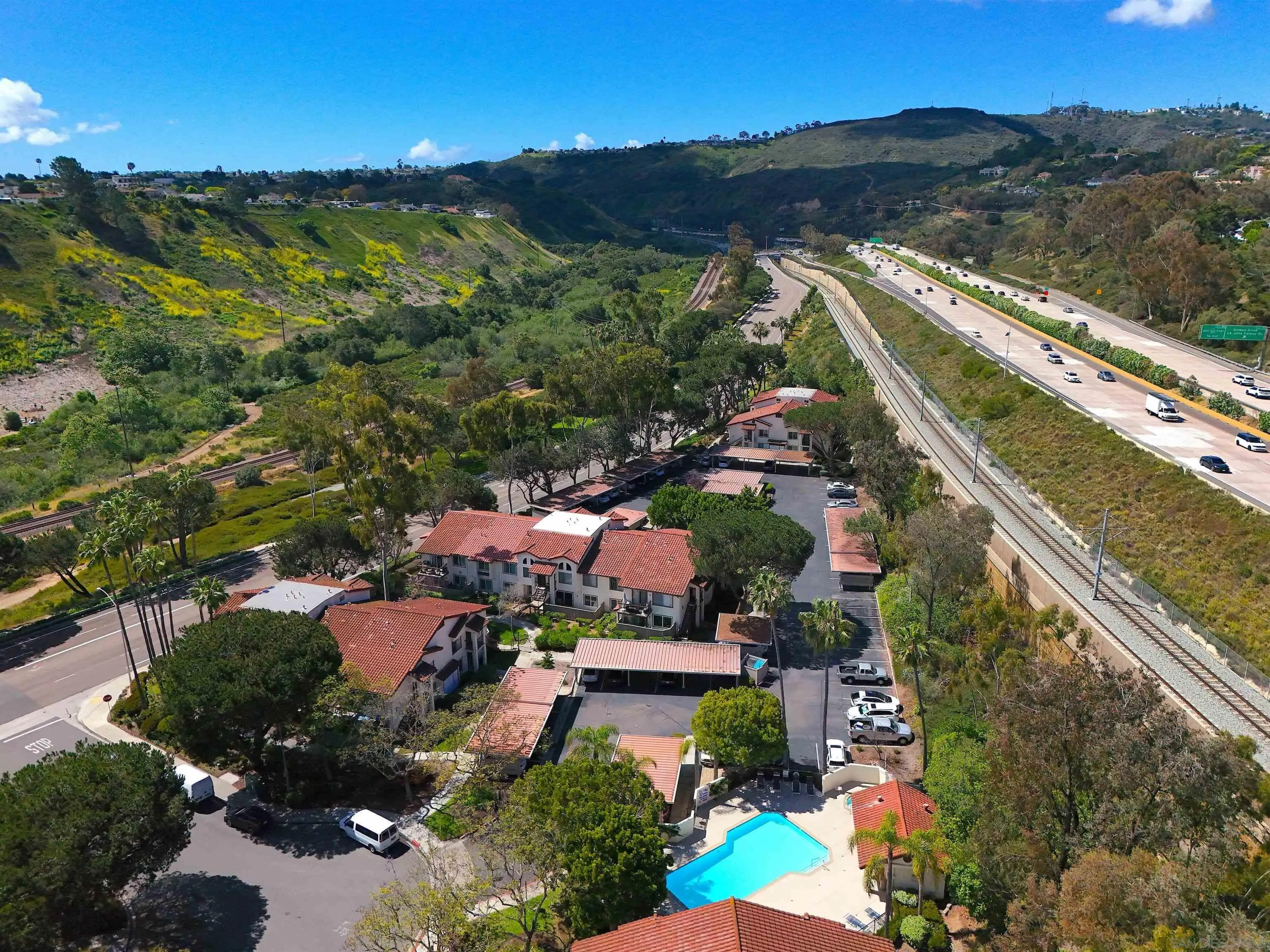 Photo #37: 260018896 Listing: Photo #37