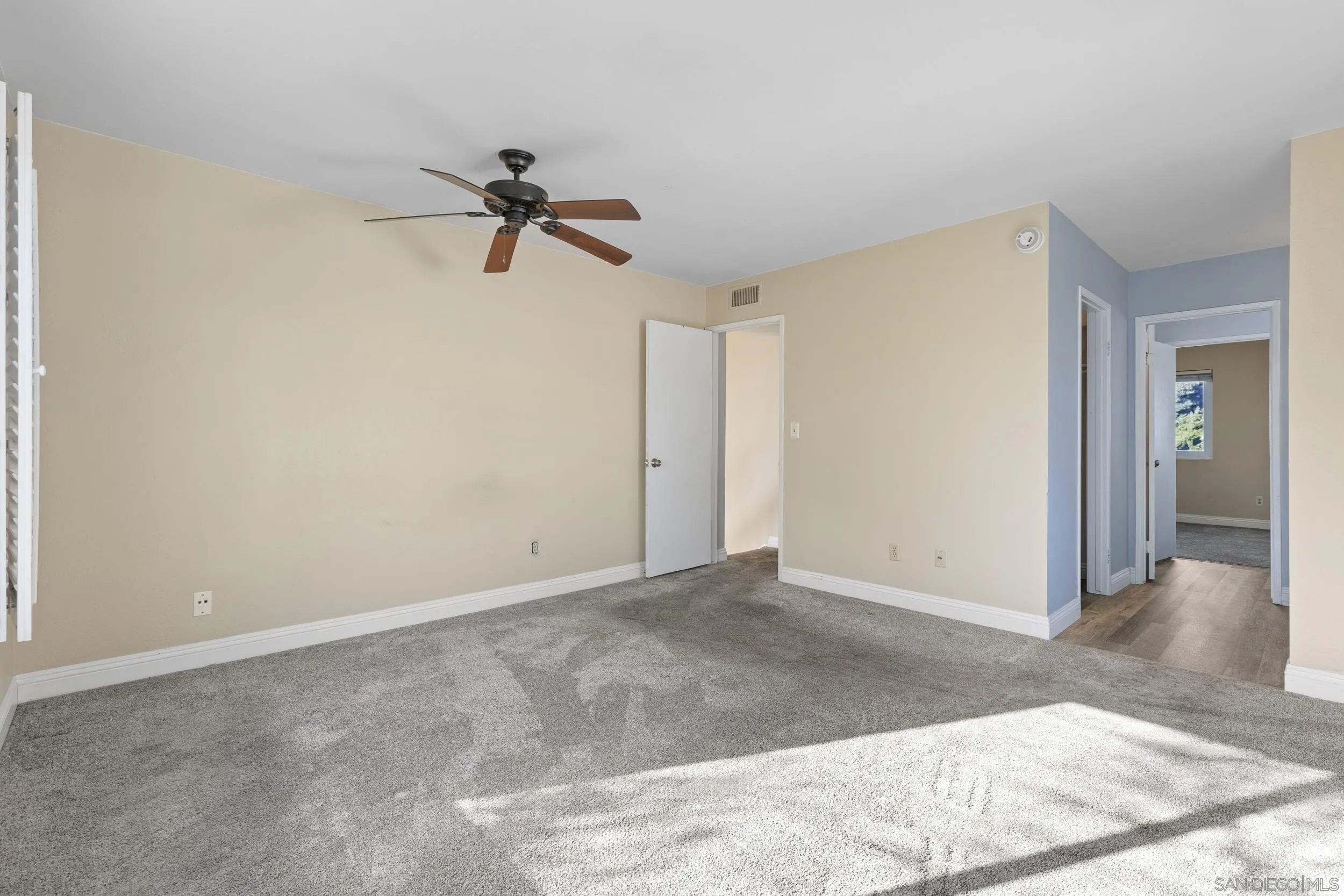 Photo #23: 260018897 Listing: Photo #23