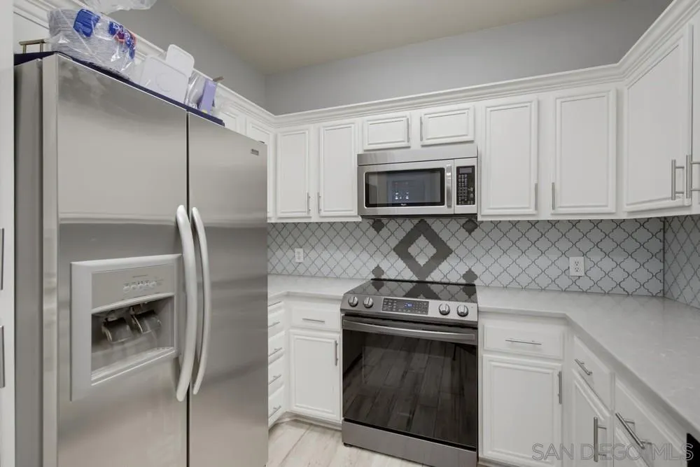 Photo #9: 260018898 Listing: Photo #9