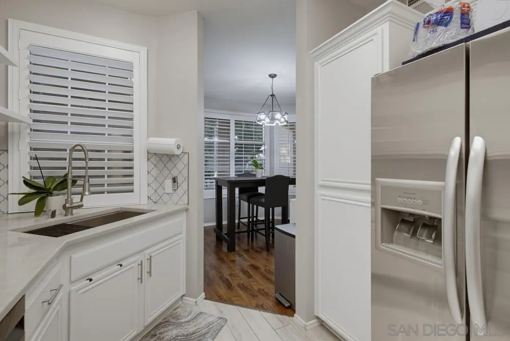 Photo #11: 260018898 Listing: Photo #11