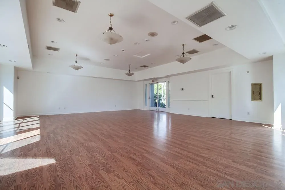 Photo #34: 260018898 Listing: Photo #34