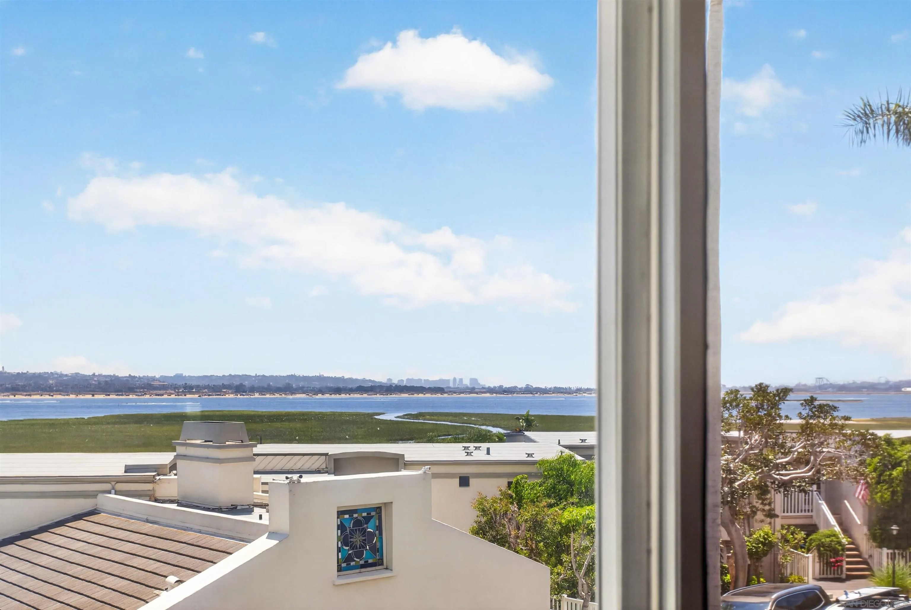 https://cdn.realtyfeed.com/cdn/127/260018900/a0407ebcb3e5dd016706fa9ea734834b.webp