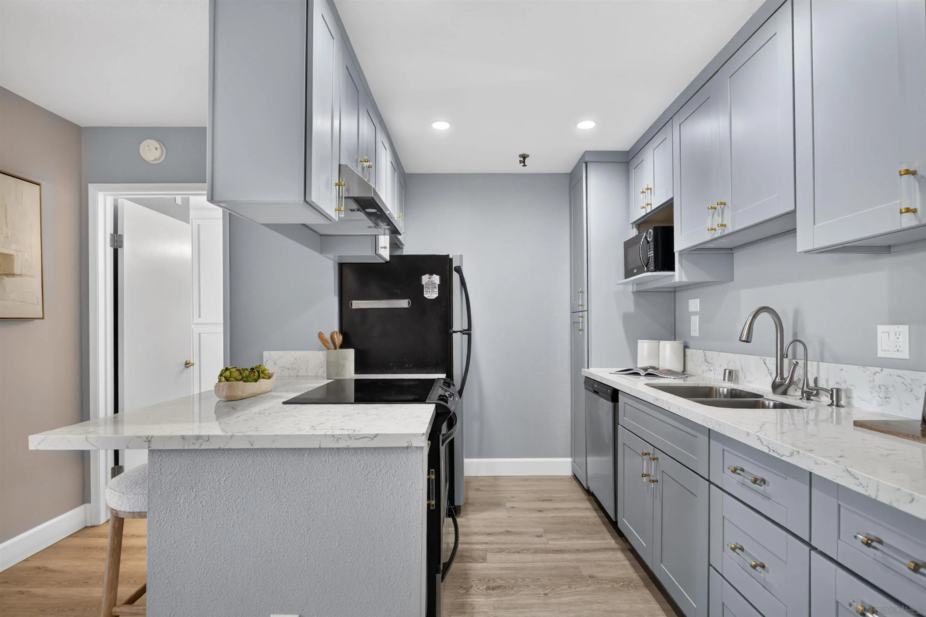 https://cdn.realtyfeed.com/cdn/127/260018900/a1dd438eba8fa0a6321e7782869629ad.webp