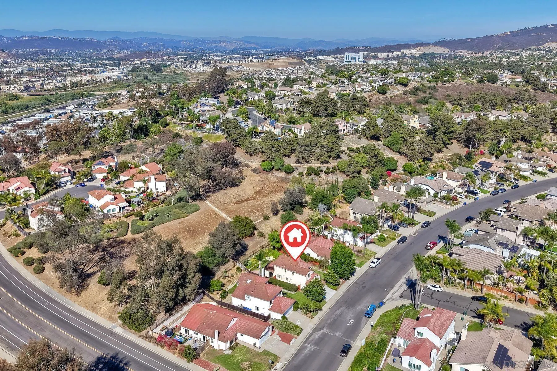 https://cdn.realtyfeed.com/cdn/127/260018901/03528b6c71f440423ff2d7e2c437f478.webp
