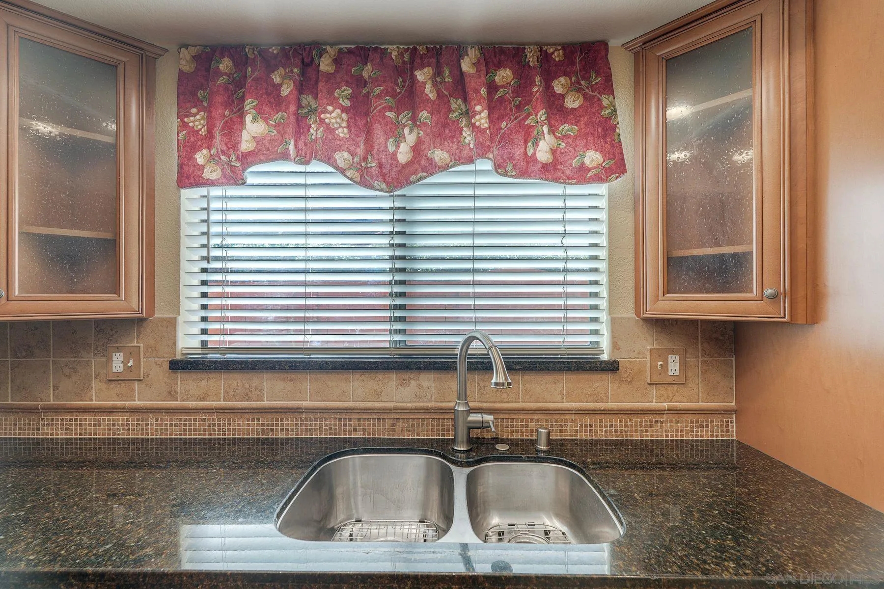 https://cdn.realtyfeed.com/cdn/127/260018901/1ad5a91909e850ab3330cdf620a2654f.webp