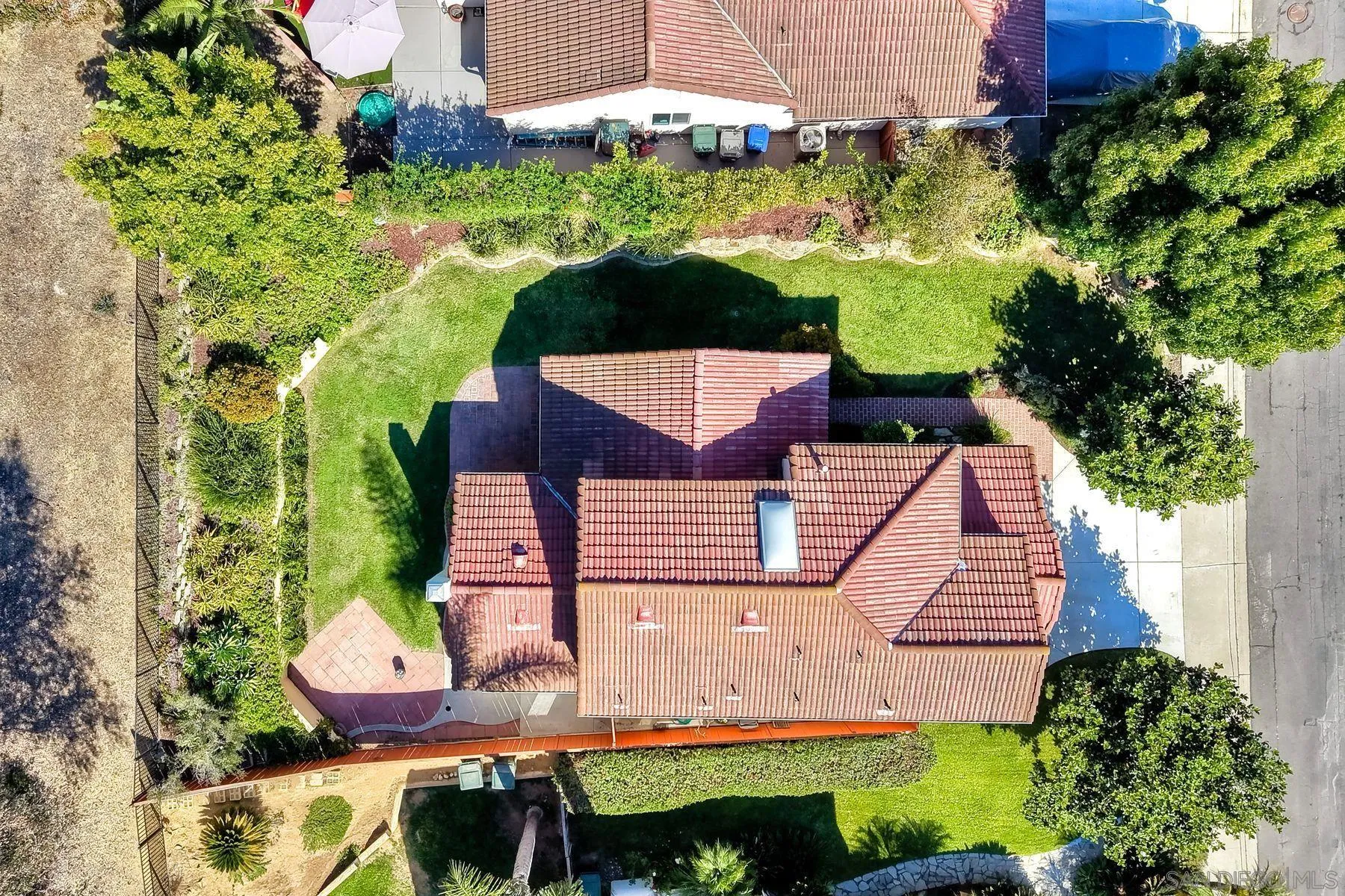 https://cdn.realtyfeed.com/cdn/127/260018901/94d766e17044939bc085638b33d243f0.webp