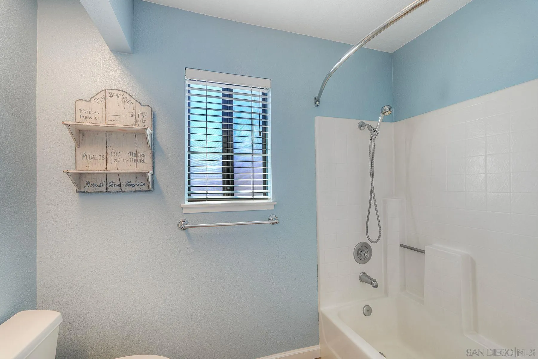 https://cdn.realtyfeed.com/cdn/127/260018901/b3162ad9c5b7485334218021c033d0bc.webp