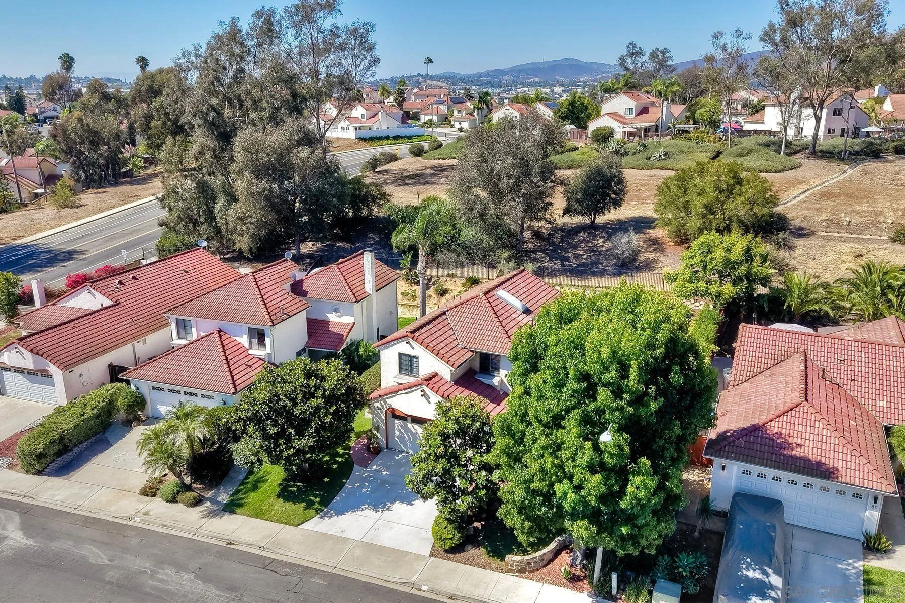https://cdn.realtyfeed.com/cdn/127/260018901/d7953b61f39ae99bc6a2769df0cf9319.webp