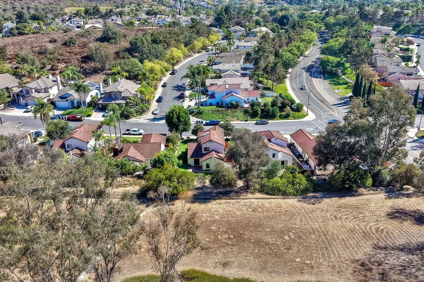 https://cdn.realtyfeed.com/cdn/127/260018901/eb396633c51f3b13b9d22aee5ea2c5e0.webp