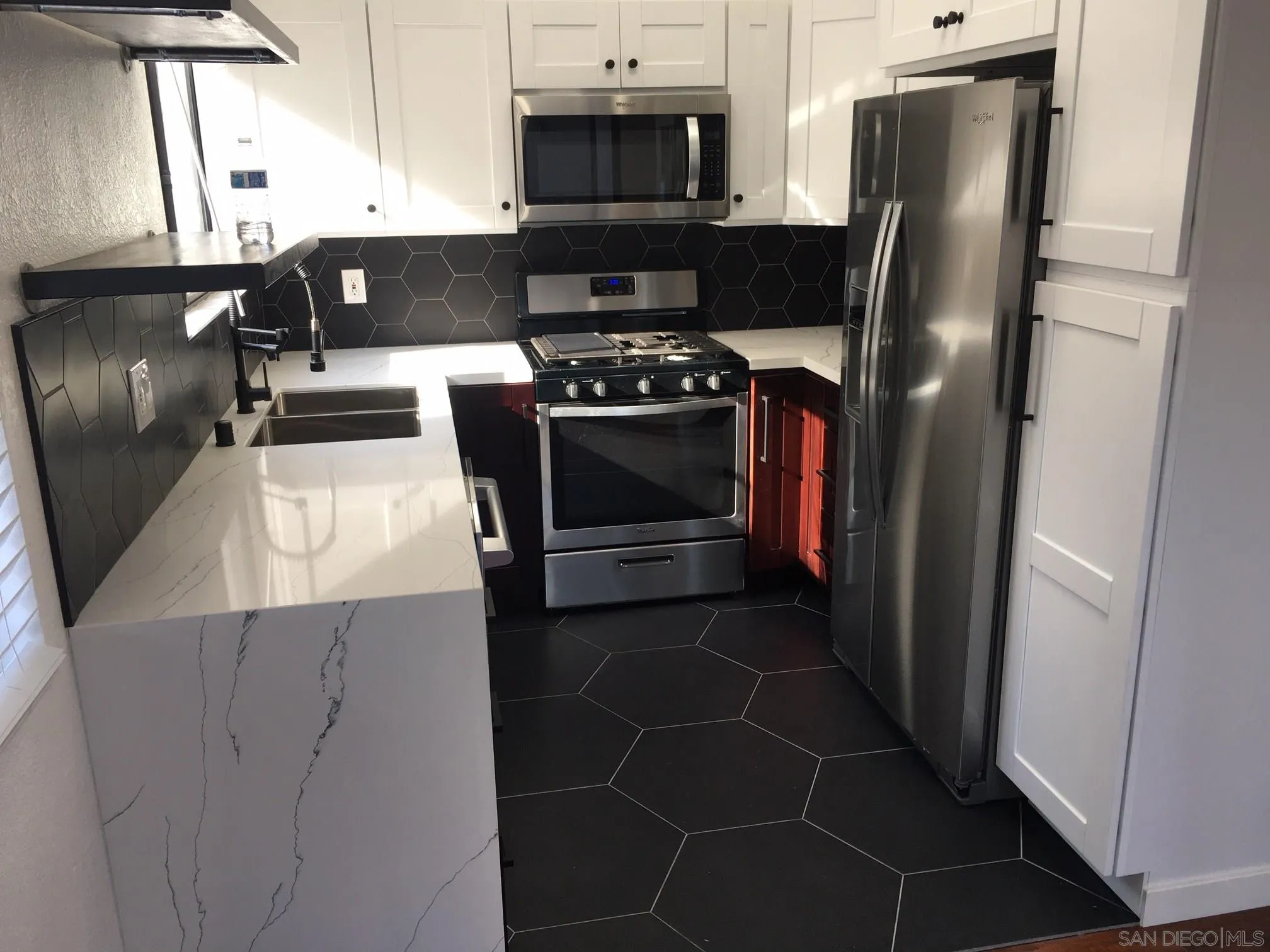 4050 Haines, San Diego, CA 92109 - Main photo, San Diego, CA