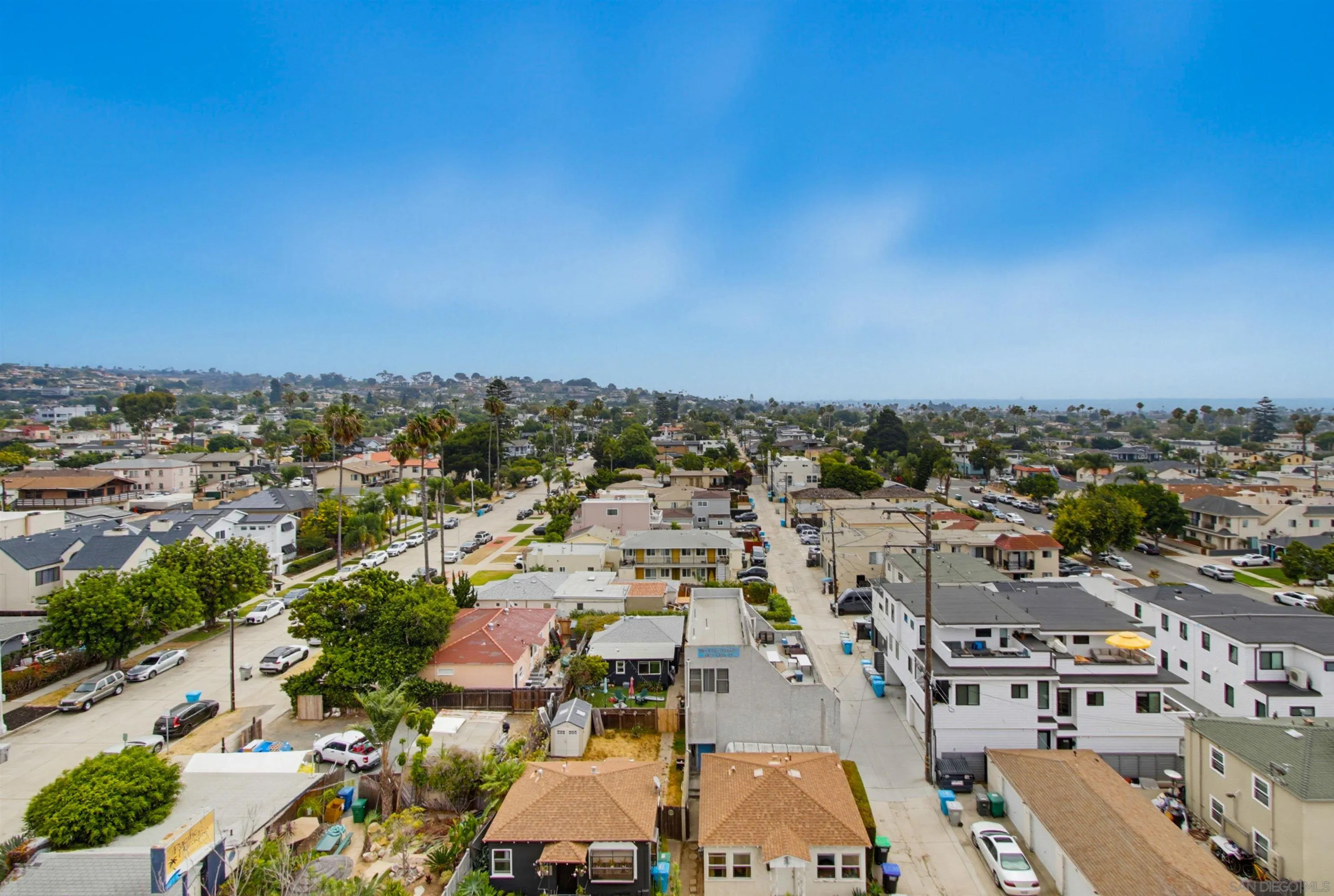 https://cdn.realtyfeed.com/cdn/127/260018907/86d15f009683c5a07bc8c70be799576c.webp