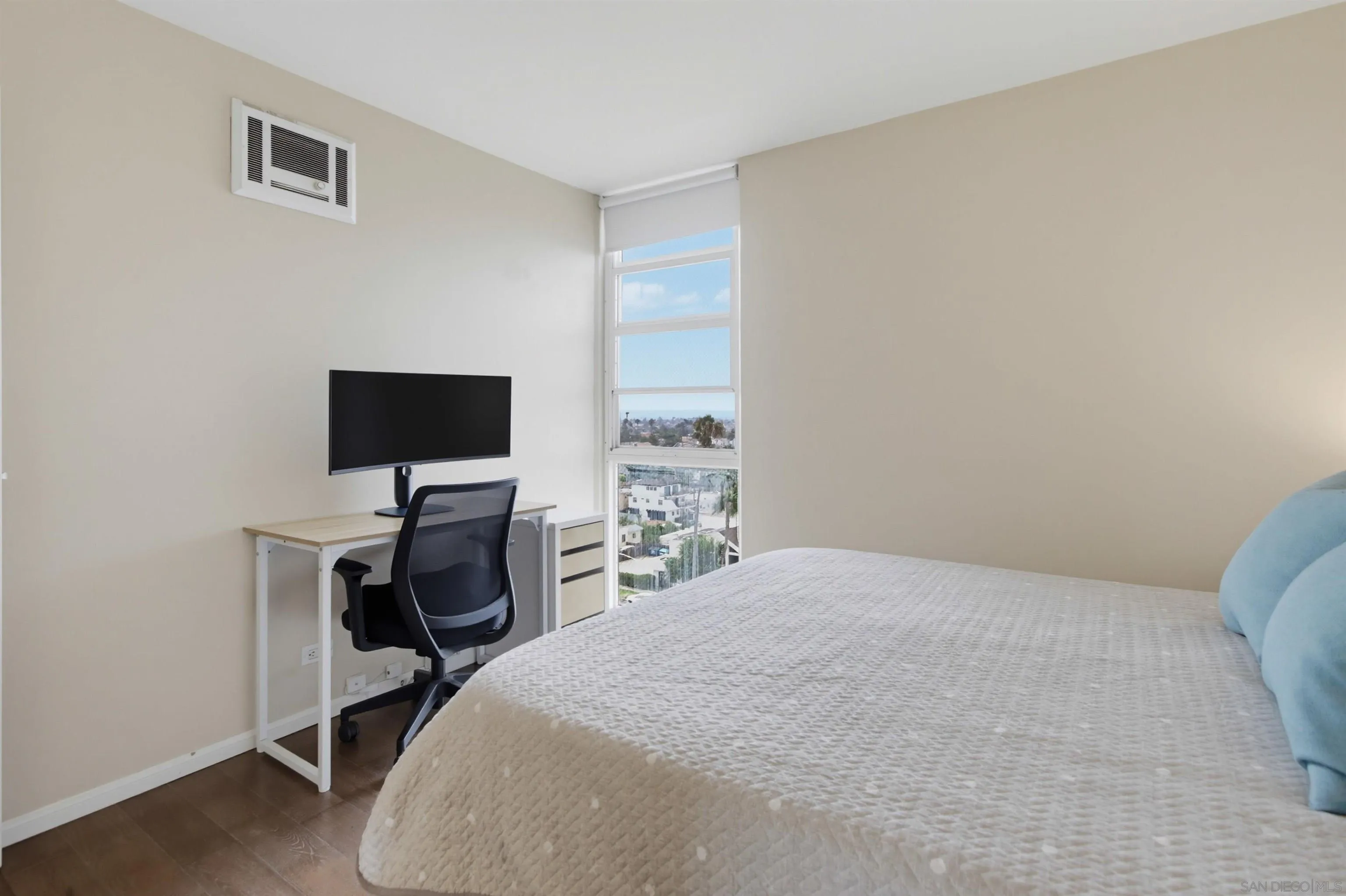https://cdn.realtyfeed.com/cdn/127/260018907/db26fd2e47cfdd6a720371498df893e3.webp