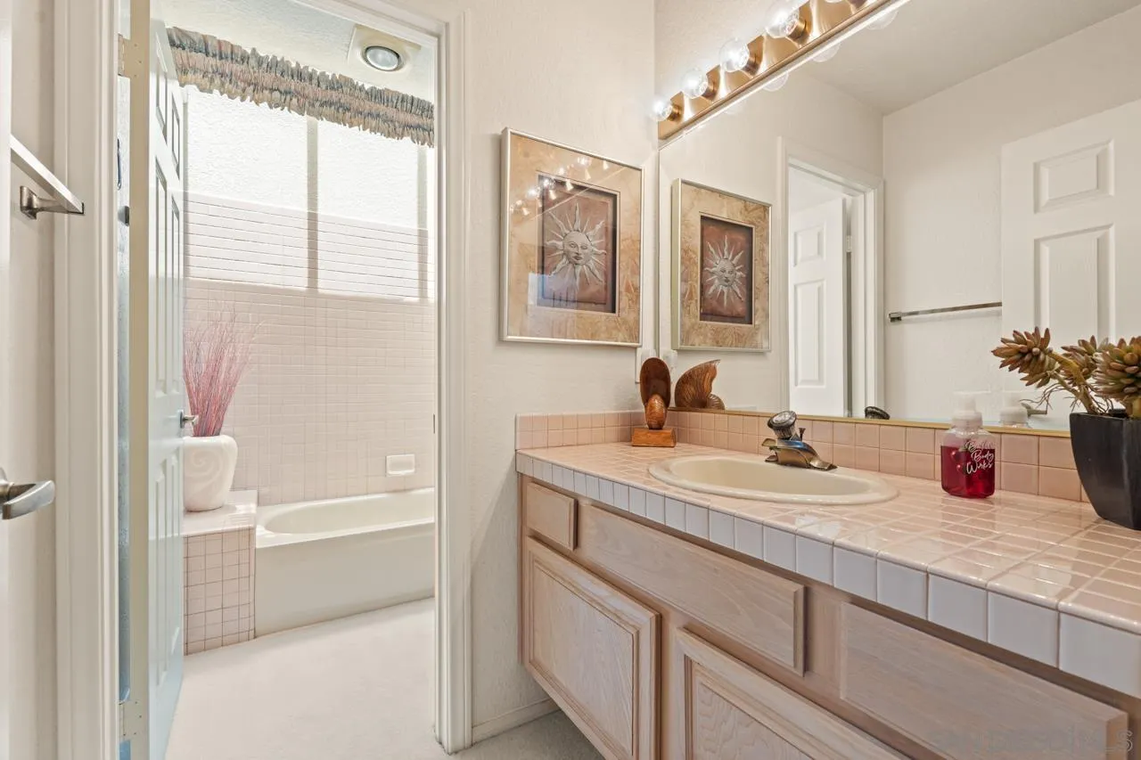 https://cdn.realtyfeed.com/cdn/127/260018909/4100d62be63603169089f1c0861ed008.webp