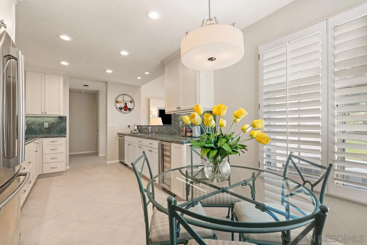 https://cdn.realtyfeed.com/cdn/127/260018909/d917d0c27f1598d09566b468edfbfcff.webp