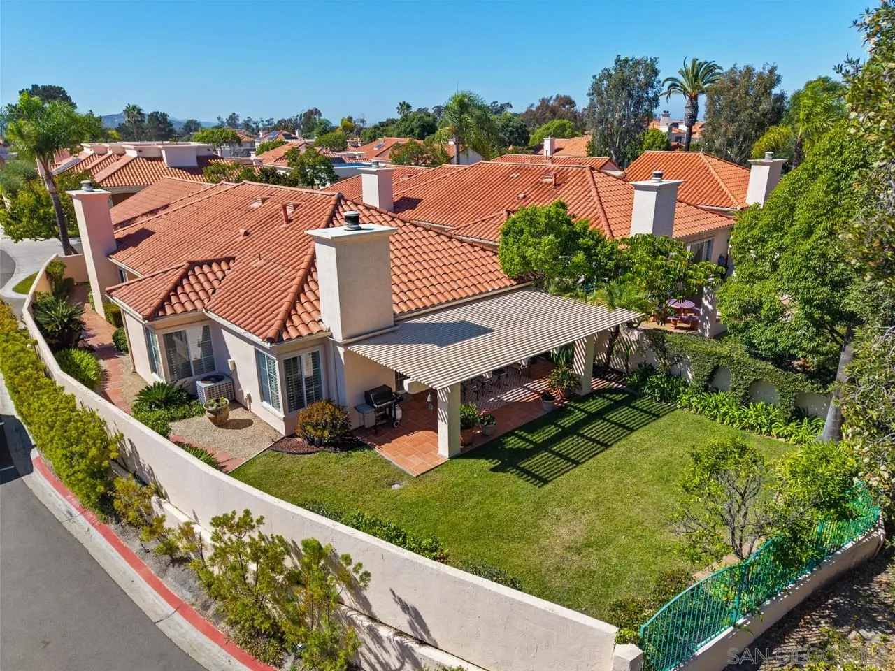 https://cdn.realtyfeed.com/cdn/127/260018909/f8ea1c9a5bfce3fd19e30a80110192df.webp