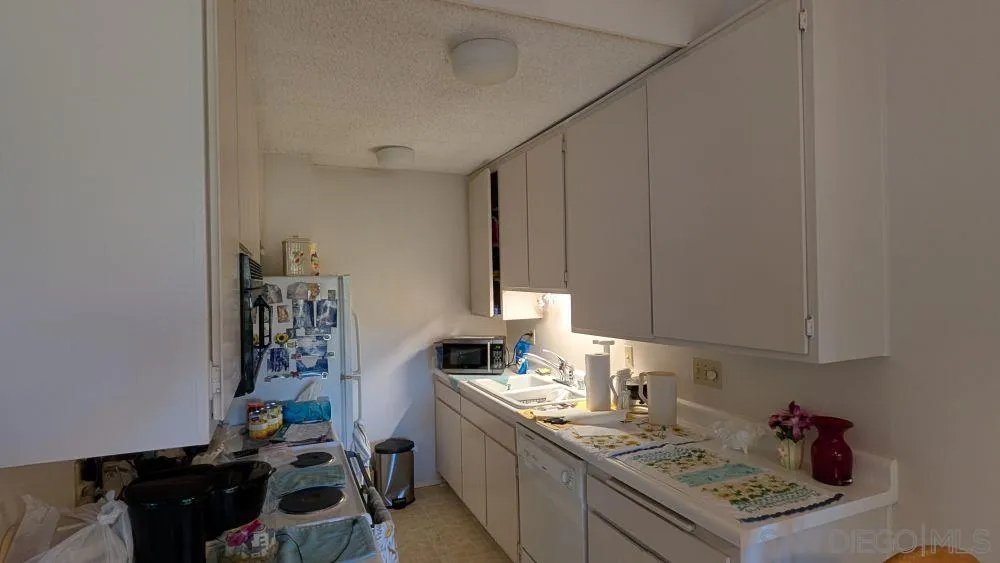 https://cdn.realtyfeed.com/cdn/127/260018912/e0aac7444d95afe52be37d5a86fc48a5.webp