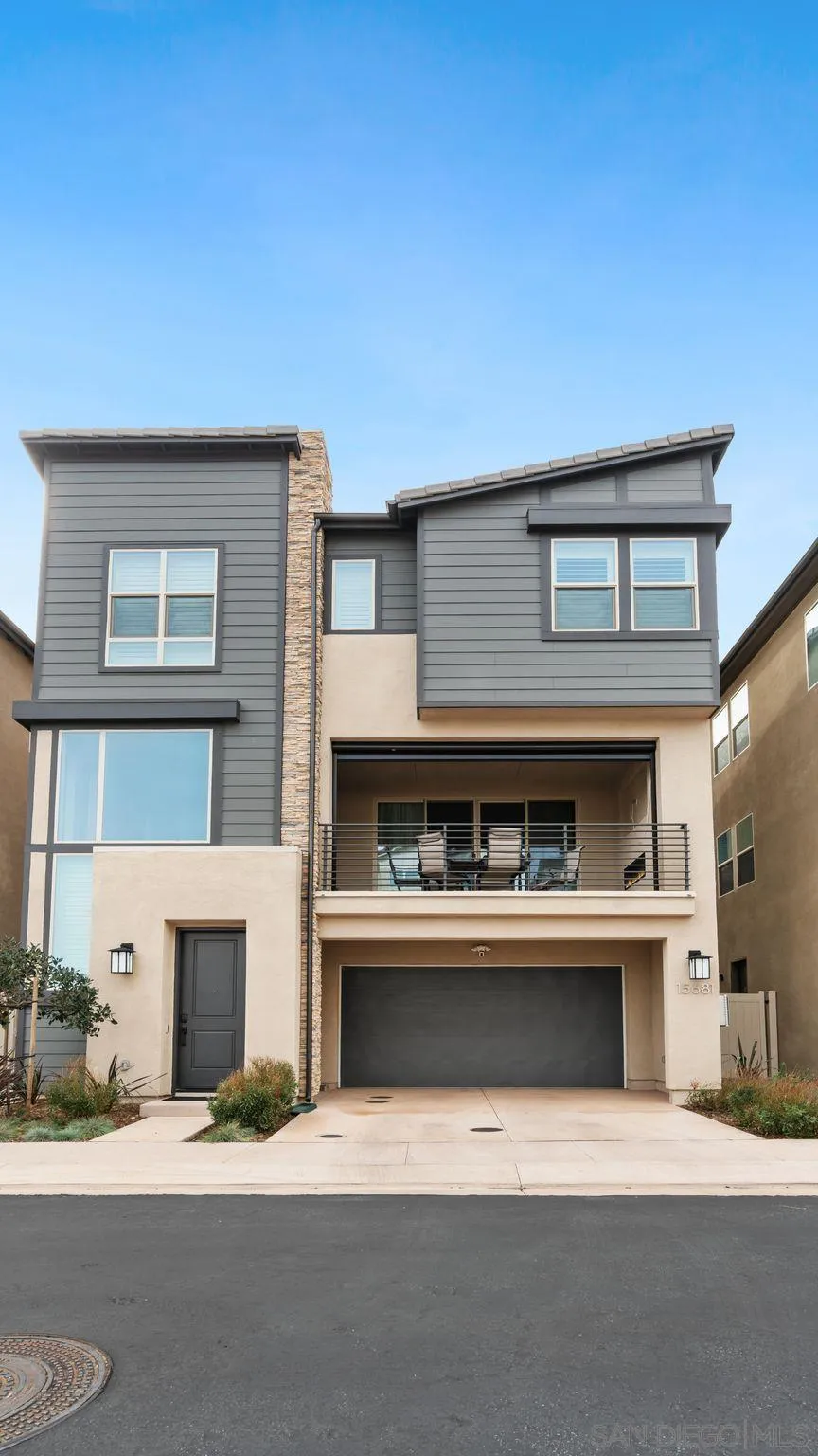 15681 Rennyson, San Diego, CA 92127 - Main photo, San Diego, CA