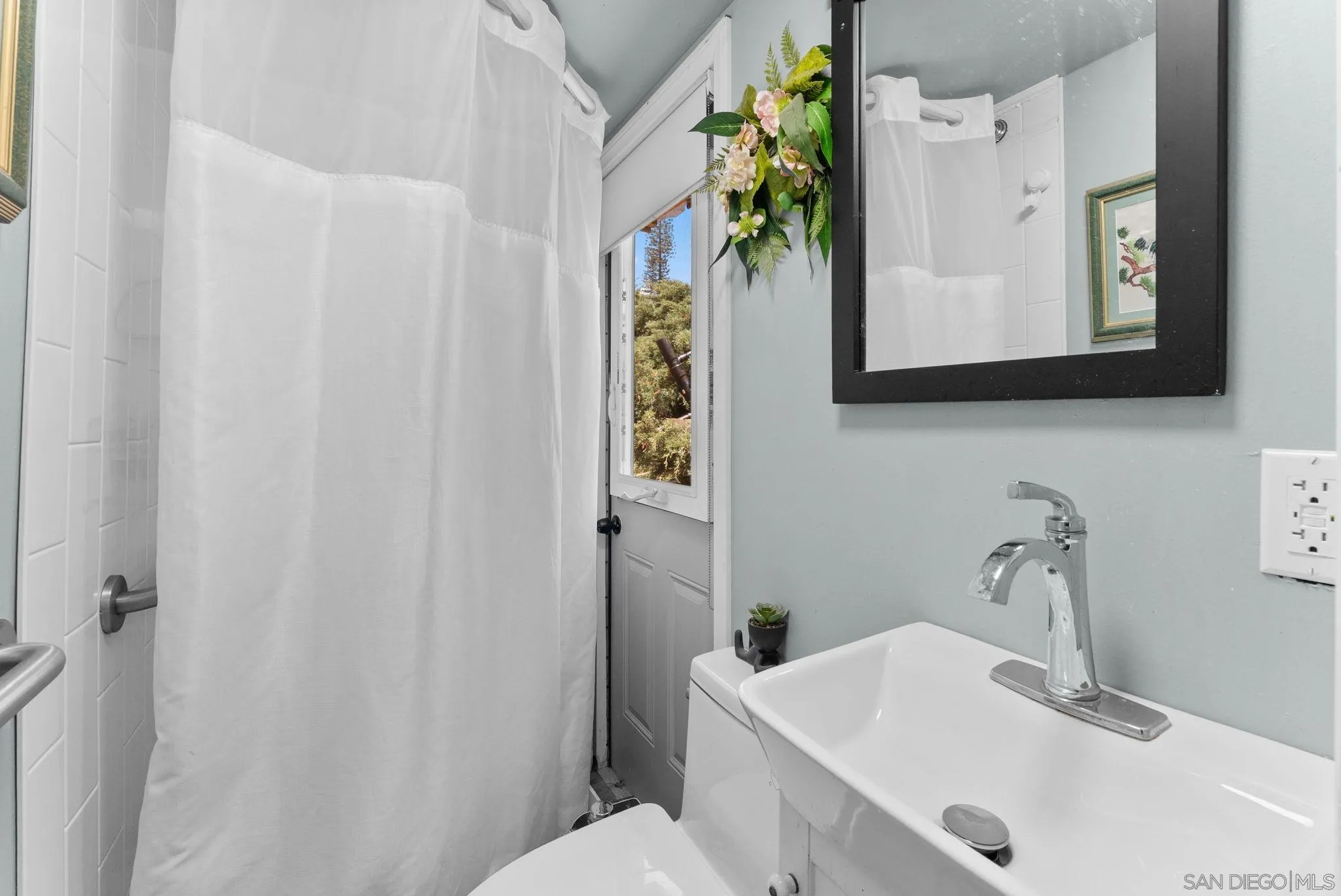 https://cdn.realtyfeed.com/cdn/127/260018921/109e0dd1d4c7ecb3593306303062cf0f.webp