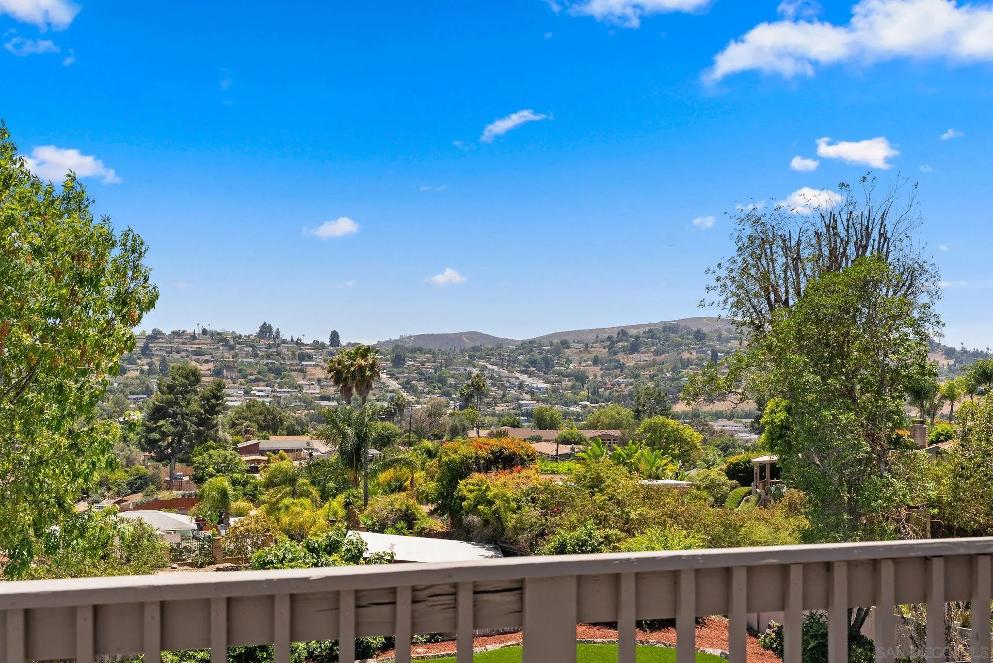 https://cdn.realtyfeed.com/cdn/127/260018921/3be063da9090f604864ead4136a5b41b.webp