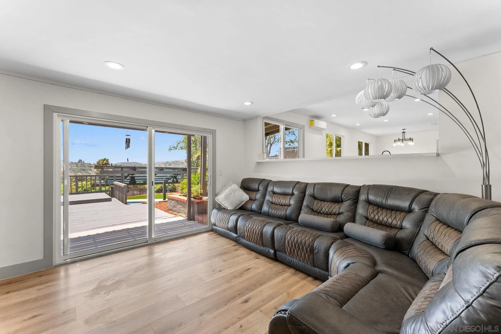 https://cdn.realtyfeed.com/cdn/127/260018921/411b2f02b1bf95ed6a6a00907b77adfe.webp