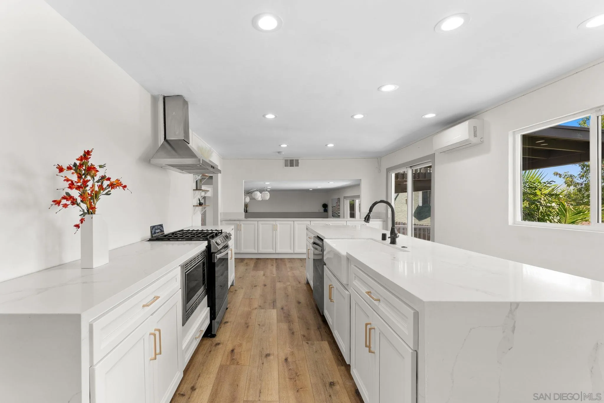 https://cdn.realtyfeed.com/cdn/127/260018921/46fffde11aaf15bb34579a981f6499ef.webp