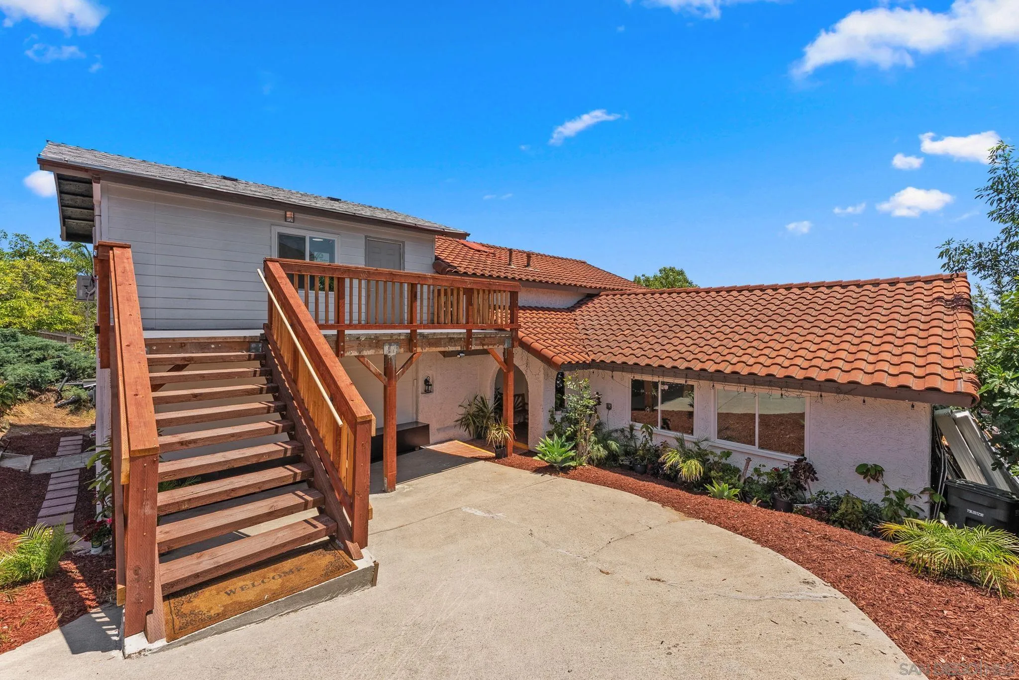 https://cdn.realtyfeed.com/cdn/127/260018921/89ddab57cadf6384e7f267092efcd3c9.webp