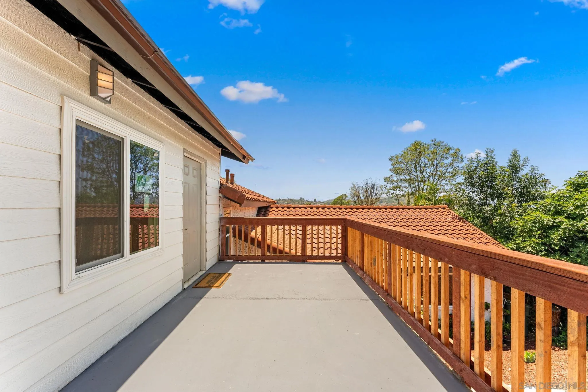 https://cdn.realtyfeed.com/cdn/127/260018921/94dfcbfdbd129007648c75f9a1bfd034.webp