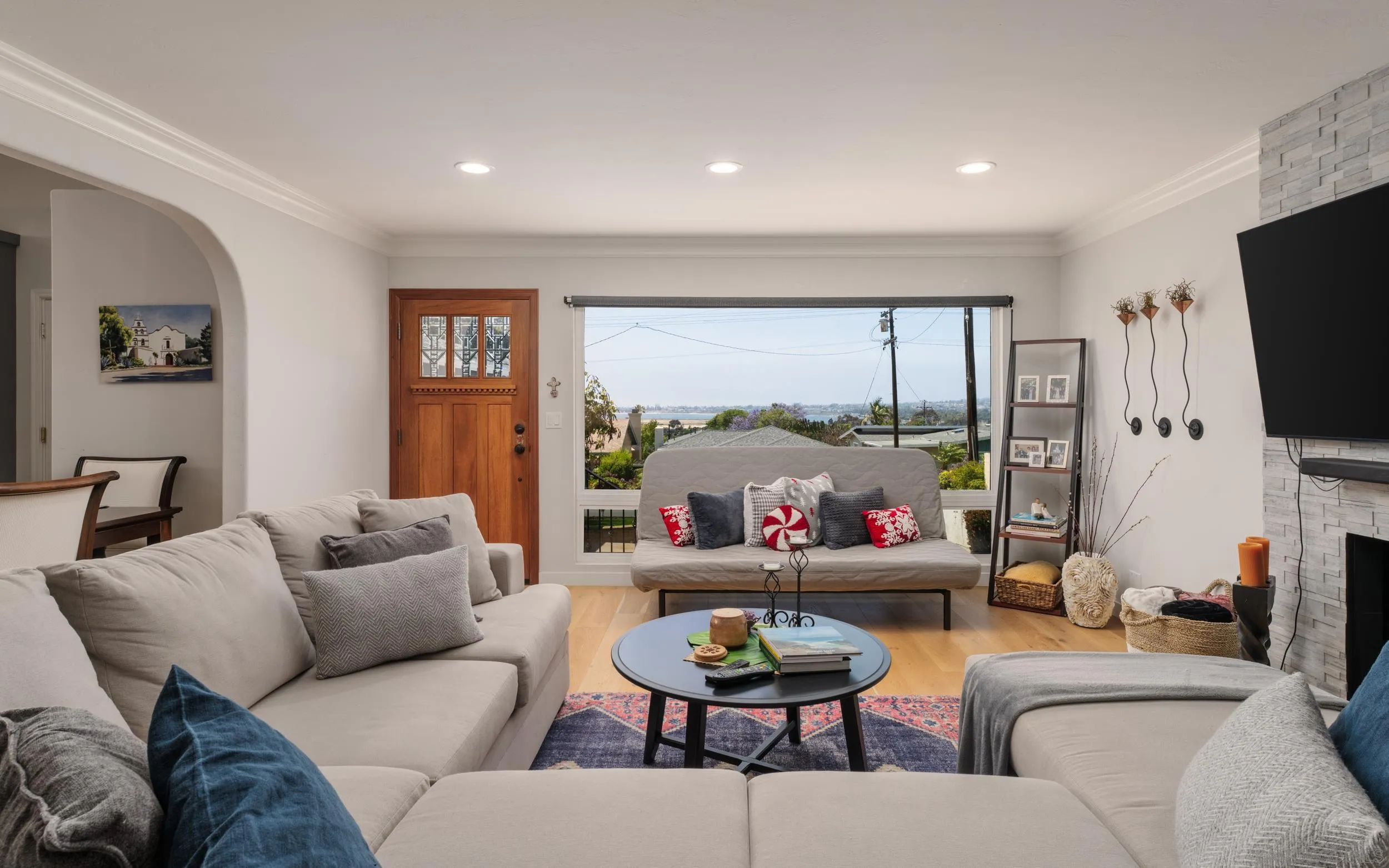 2435 Frankfort, San Diego, CA 92110 - Photo 3 of 33, San Diego, CA