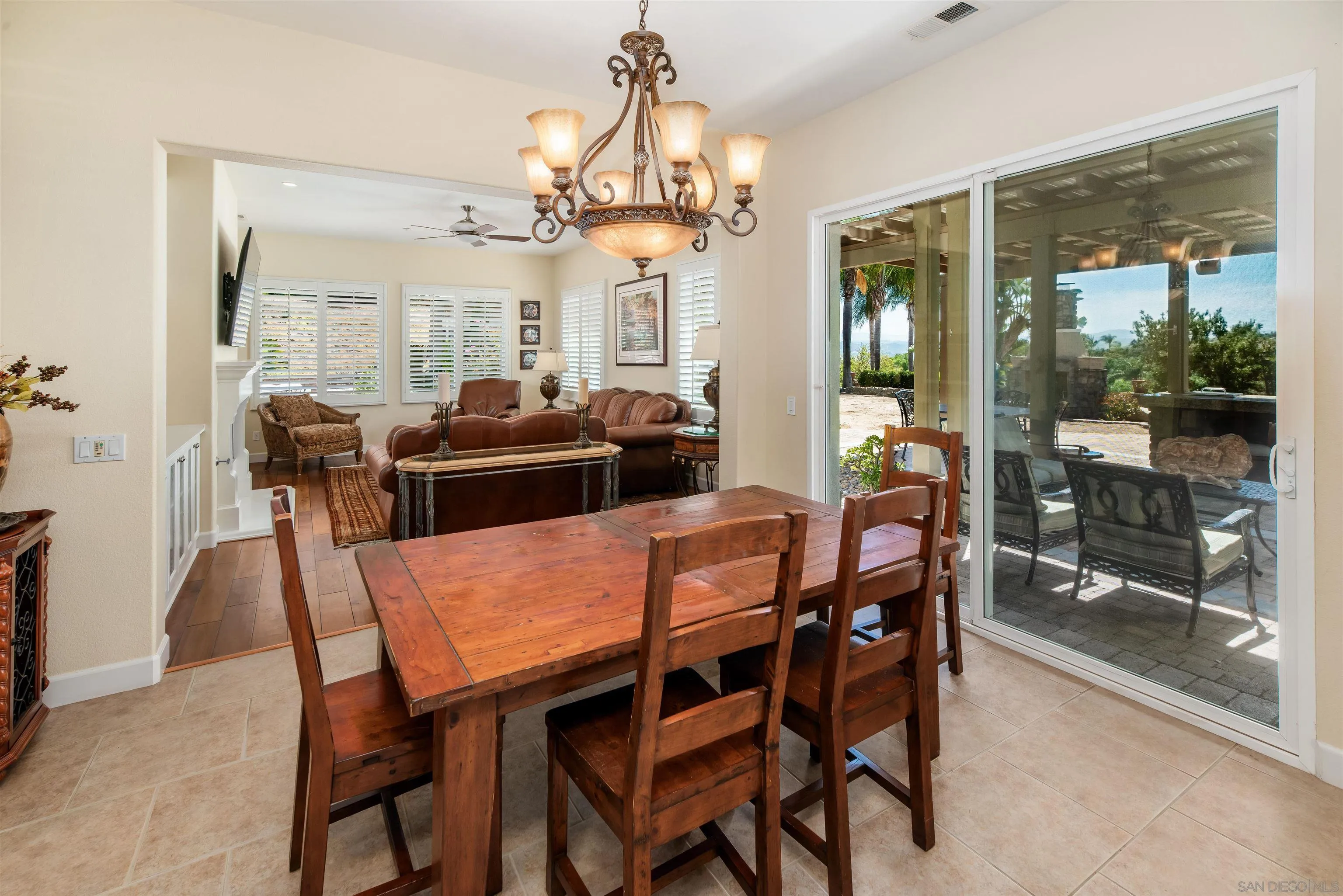 https://cdn.realtyfeed.com/cdn/127/260018926/5ddf60b6bee32aad6c354e70f88b4d30.webp