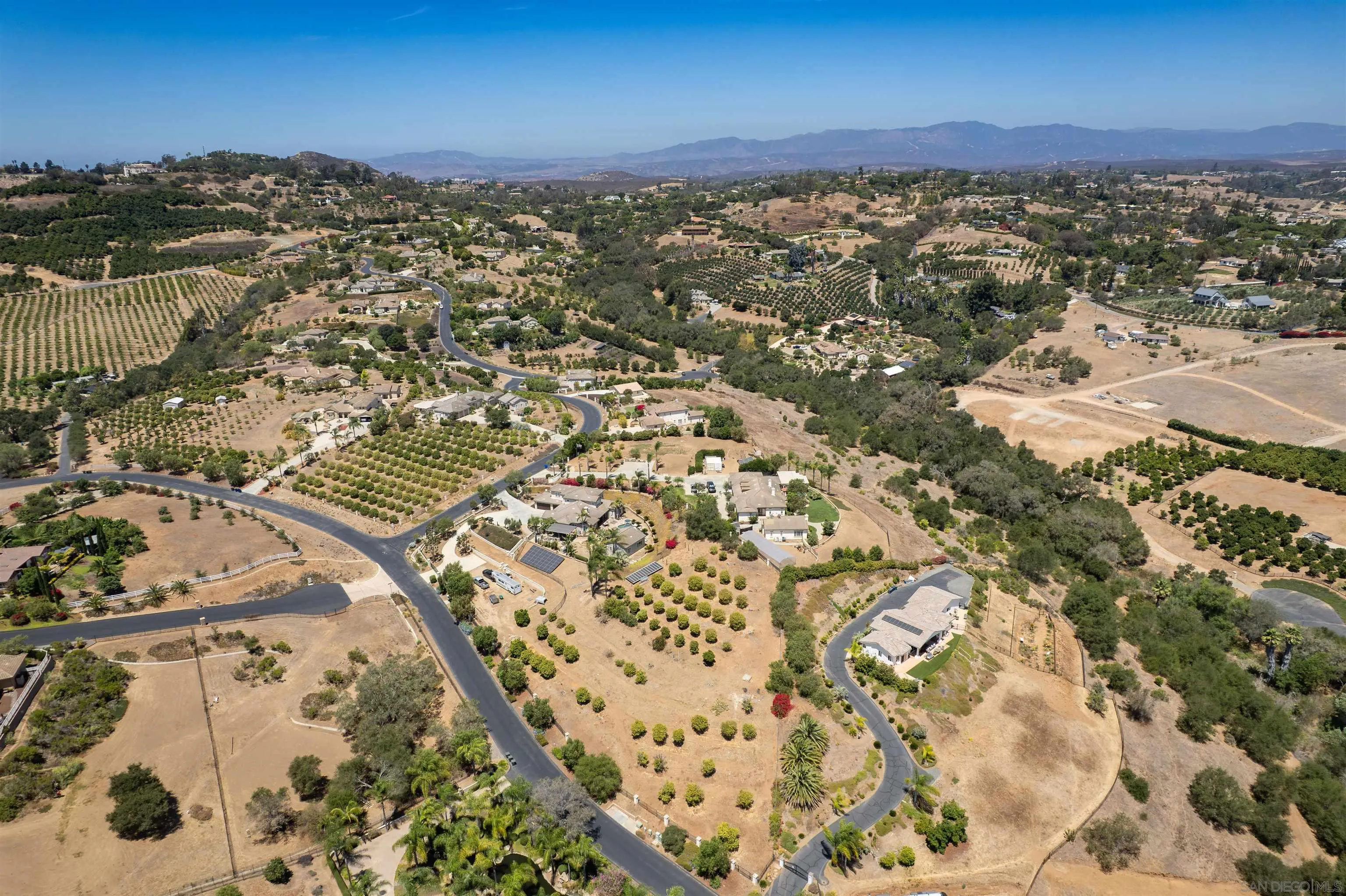 5148 Minneola Drive, Fallbrook, CA 92028 - Photo 4 of 49, Fallbrook, CA