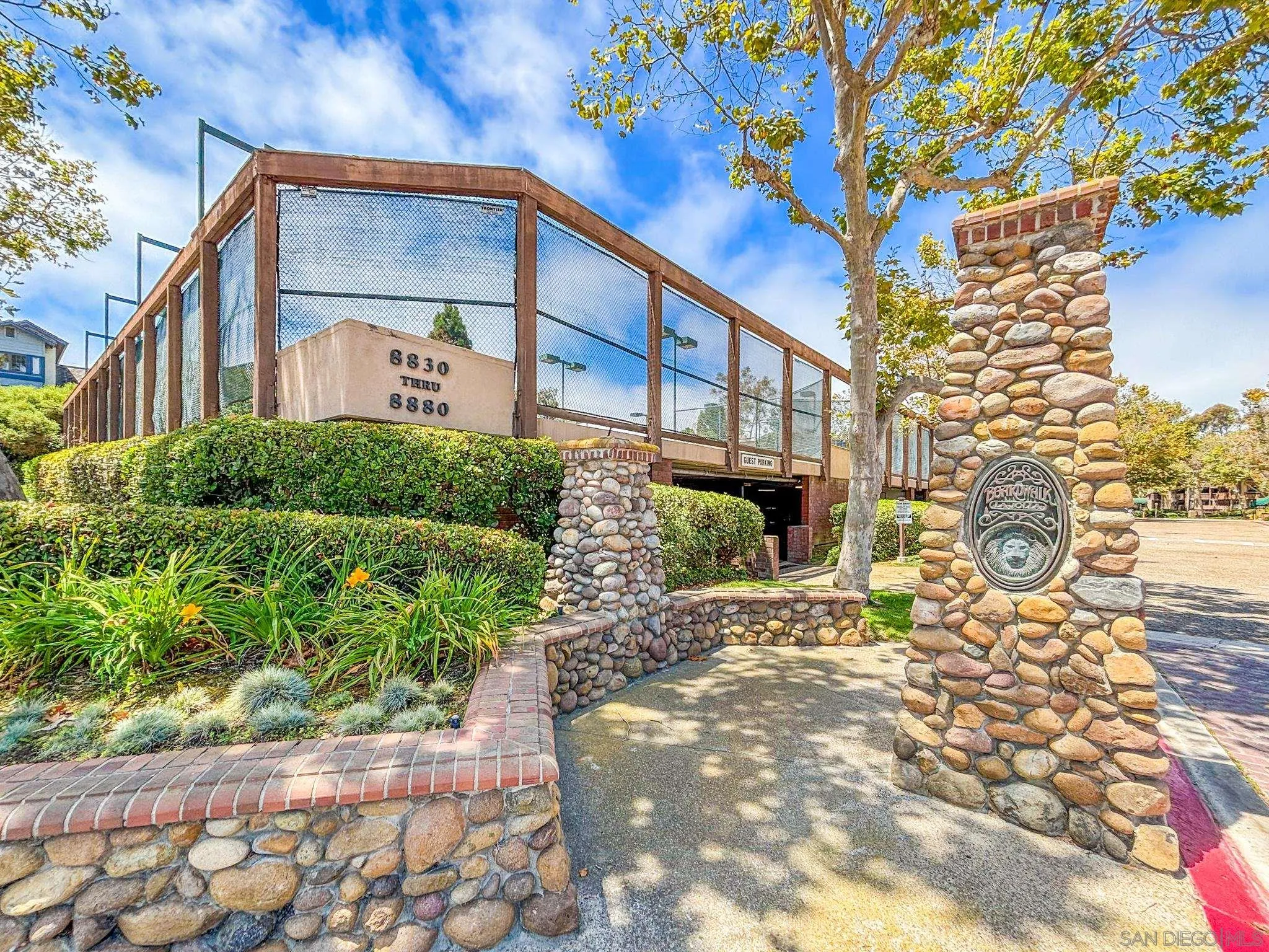 Photo #32: 260018929 Listing: Photo #32