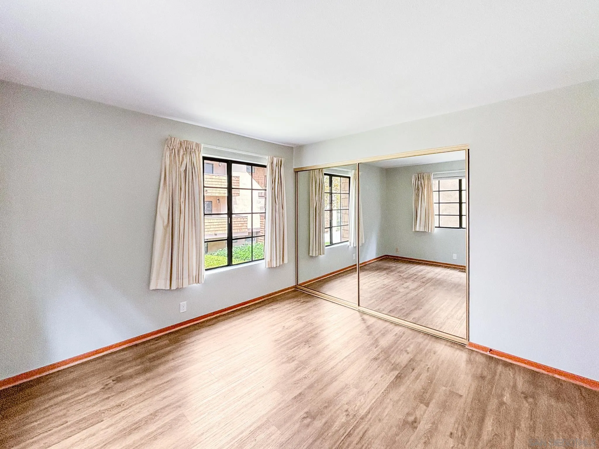 Photo #13: 260018929 Listing: Photo #13