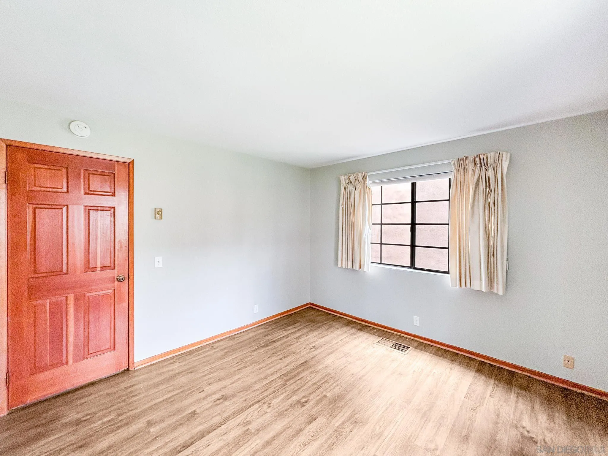 Photo #14: 260018929 Listing: Photo #14