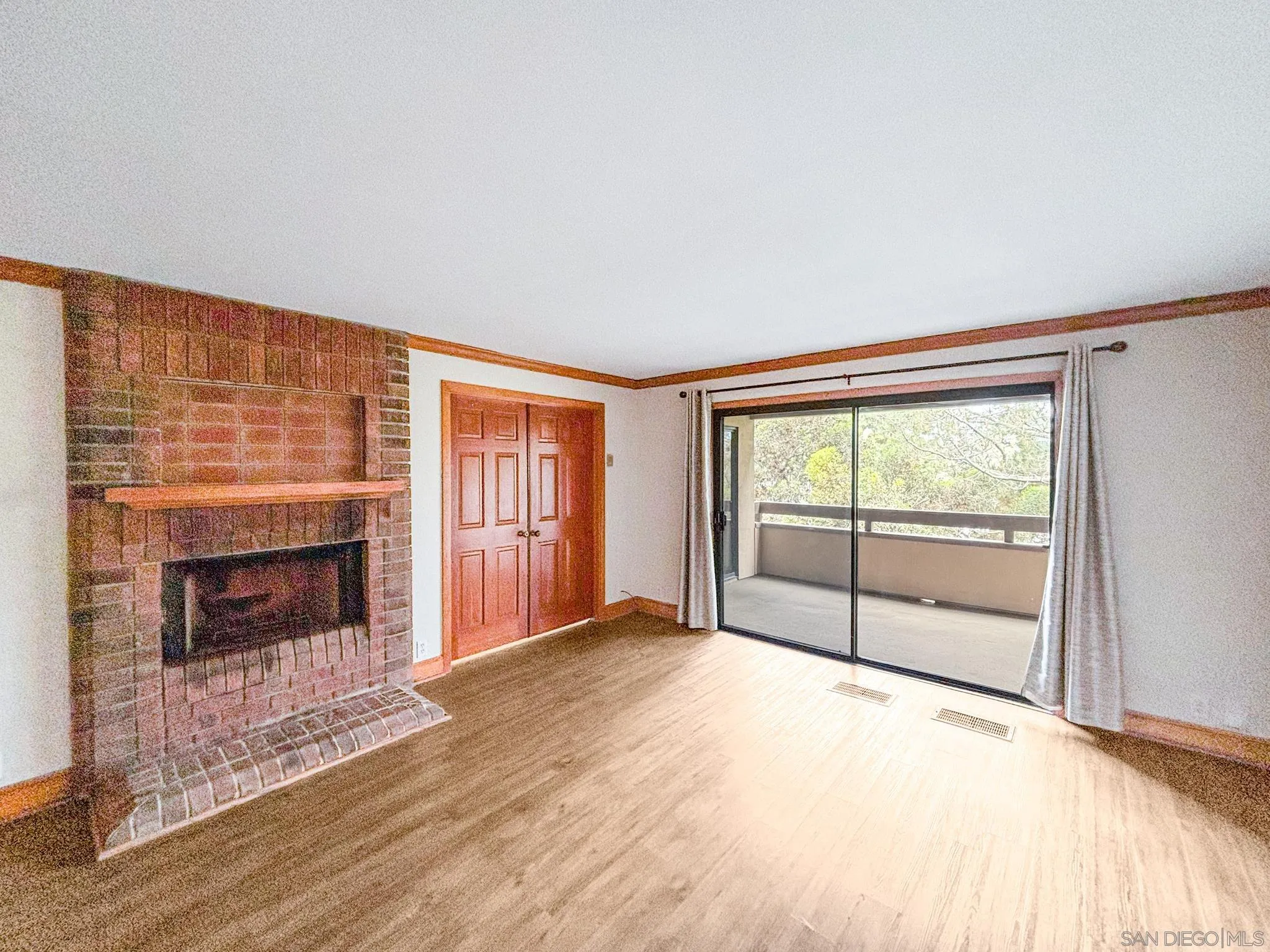 Photo #10: 260018929 Listing: Photo #10