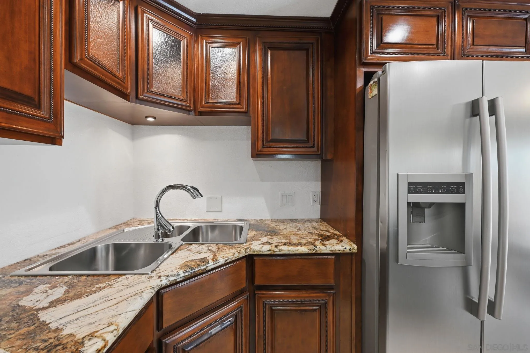 Photo #12: 260018930 Listing: Photo #12