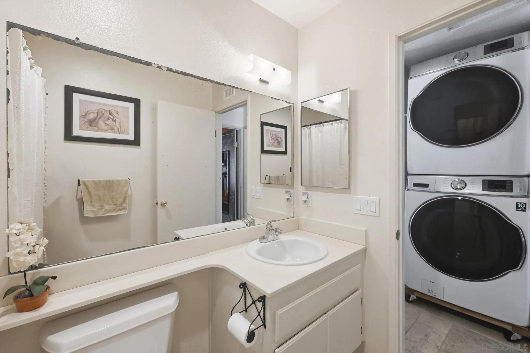 Photo #19: 260018930 Listing: Photo #19
